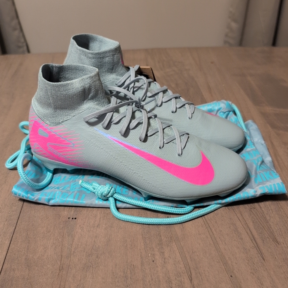 NWT! Nike Zoom Mercurial Superfly 10 Pro FG Prism Pack Size 10 Model HF9433-301